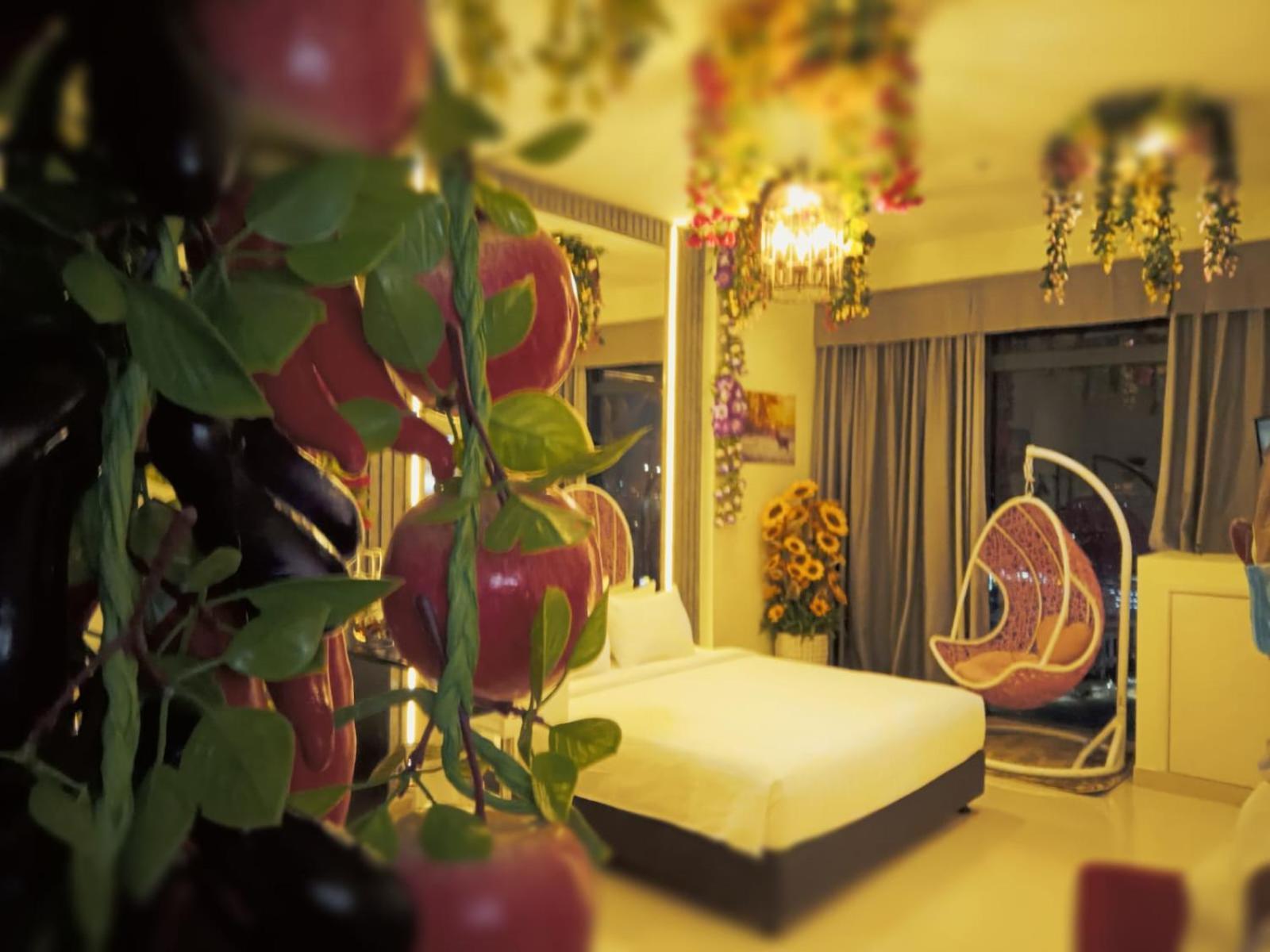 The Bridge Club Khách sạn 4*