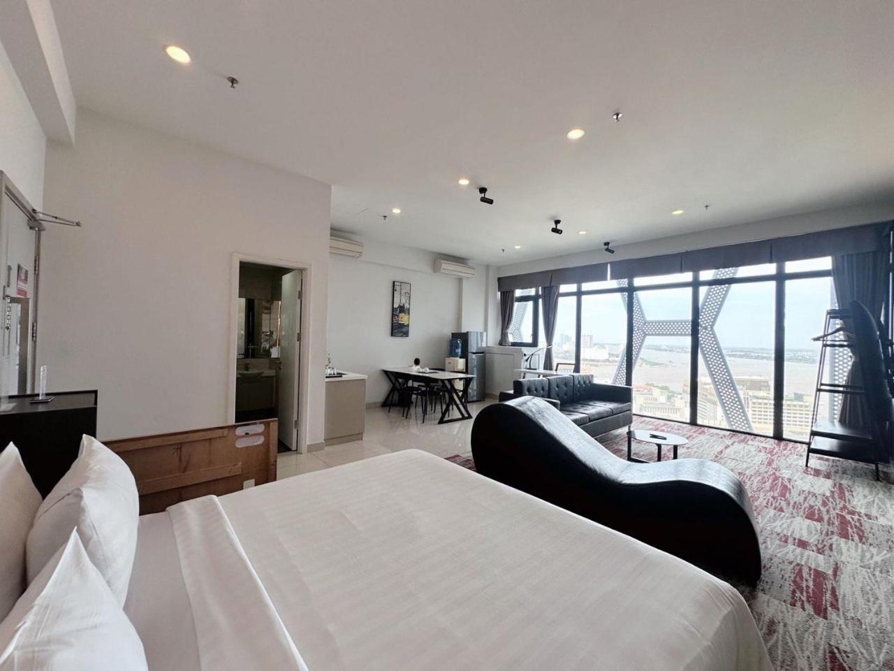The Bridge Club 4*