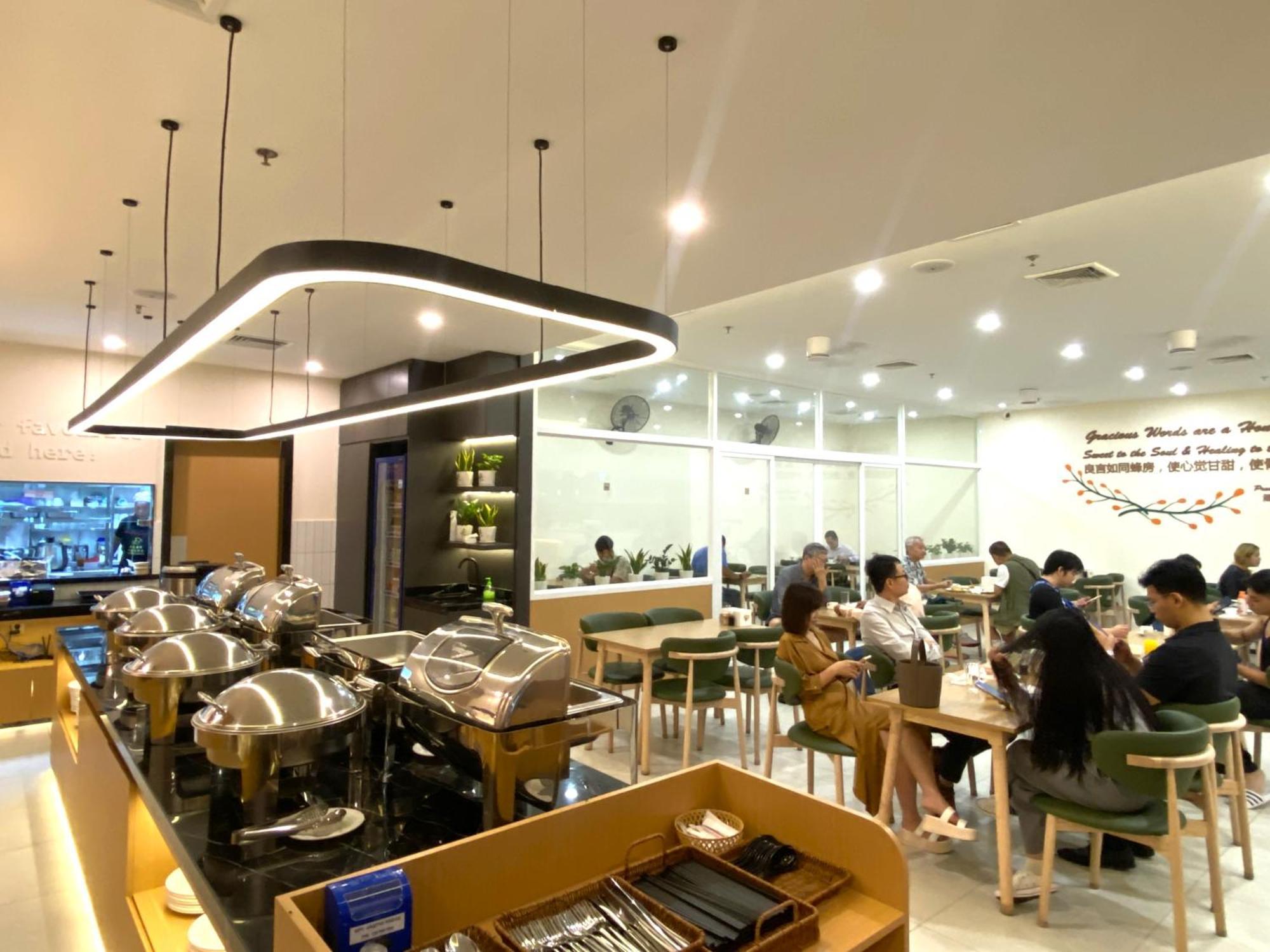 The Bridge Club 4* Phnom Penh