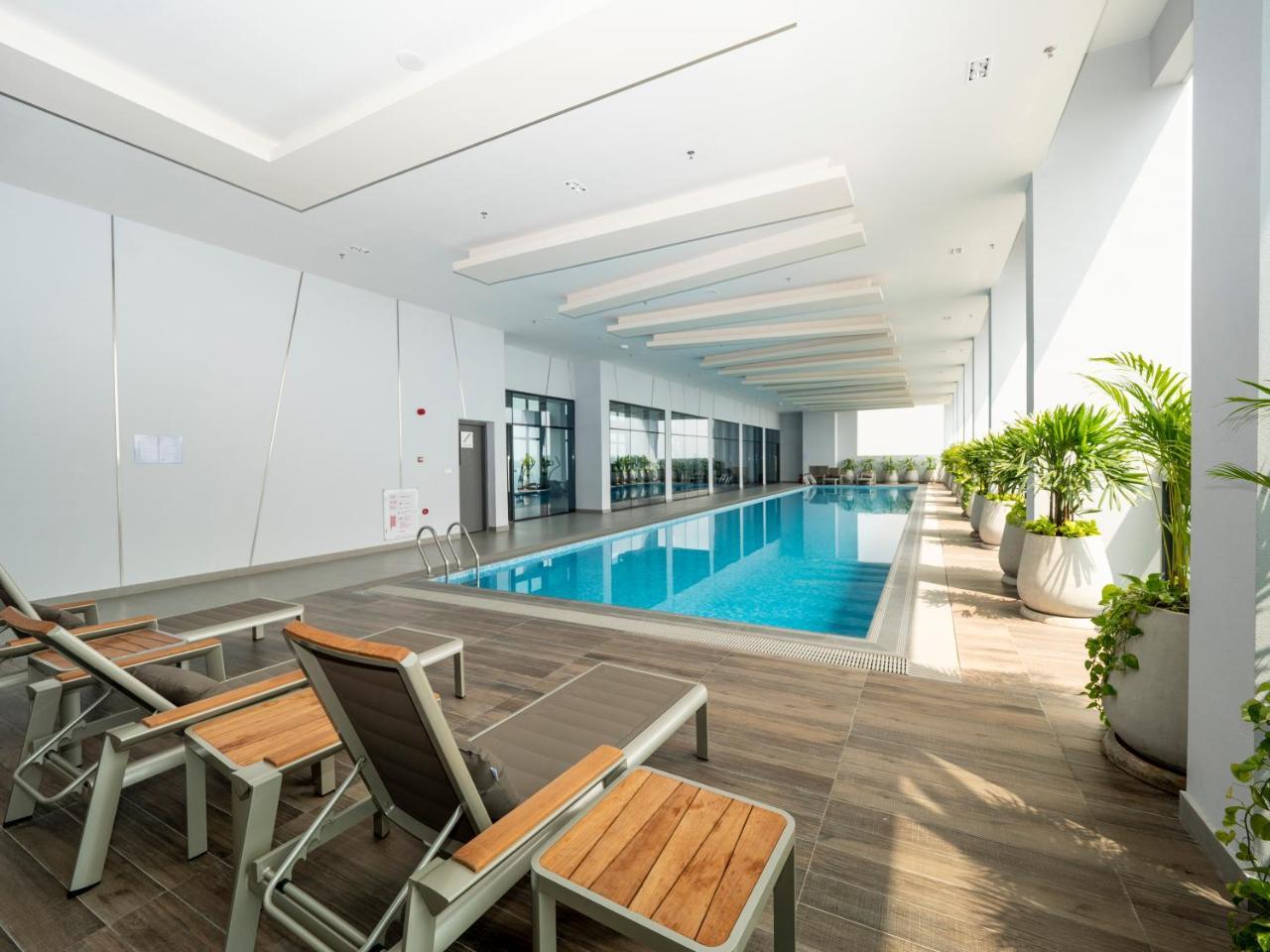 Khách sạn The Bridge Club 4*